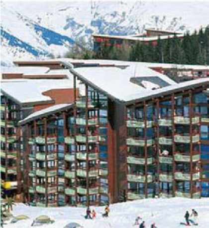 Hotel du Golf - close-up